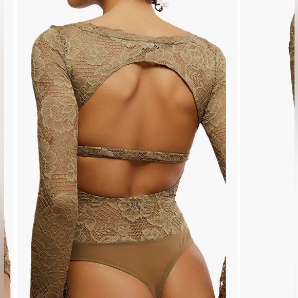 Free People Intimately Perfectly Fine Lace Long Sleeve Bodysuit NEW - Picture 2 of 13